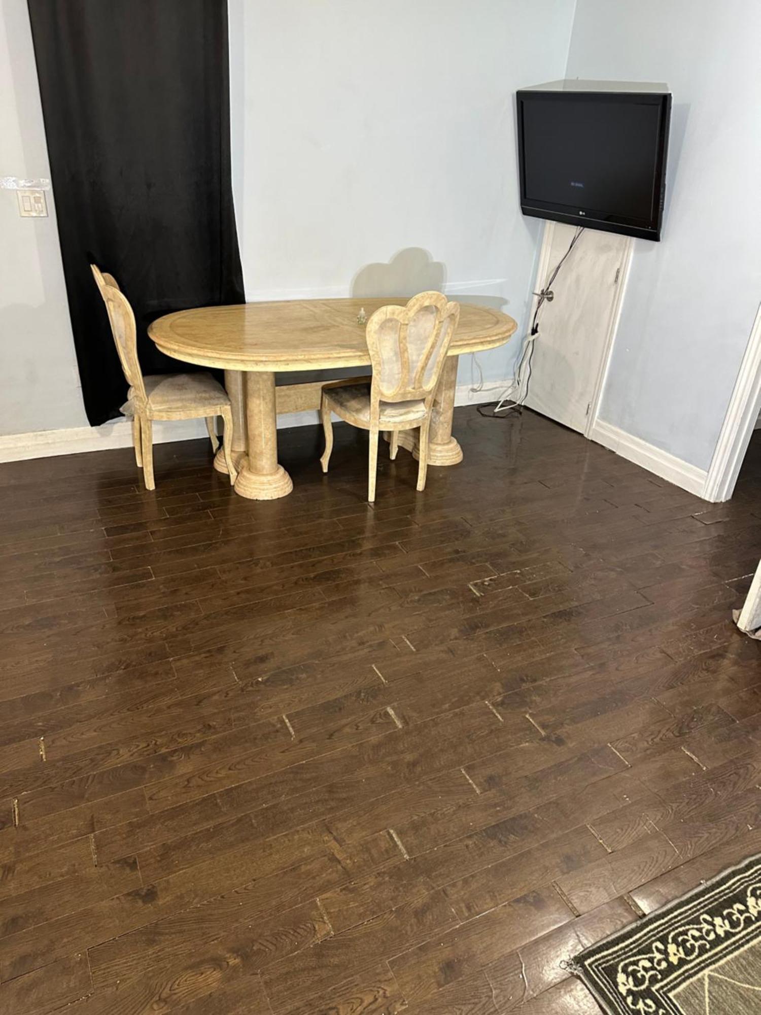Lower Loft -space Share Apartment *